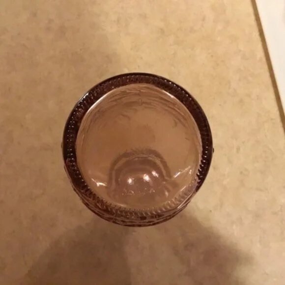 Canada pink vase decanter without the cork - Picture 6 of 6